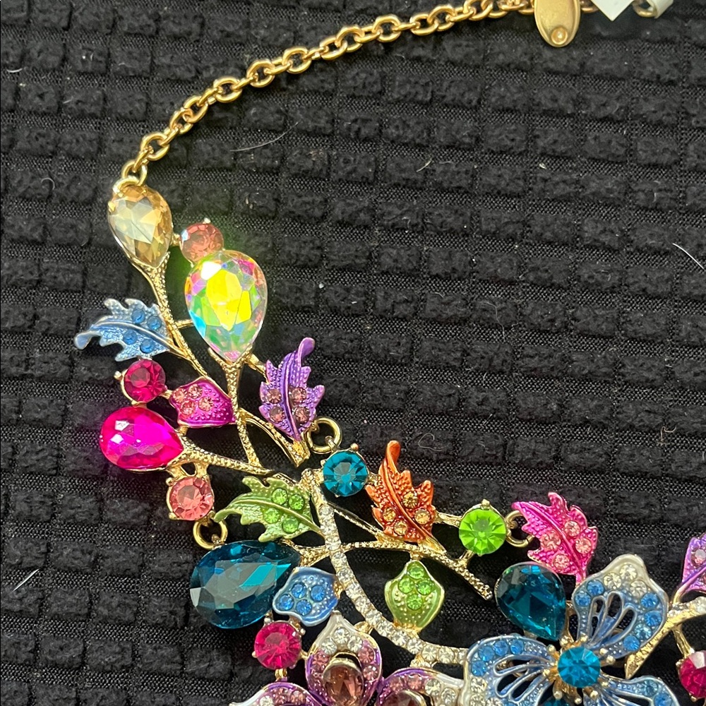 Floral Multicolor Statement Necklace - Picture 7 of 9